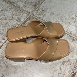 Top Moda Women's Tan Sandals
